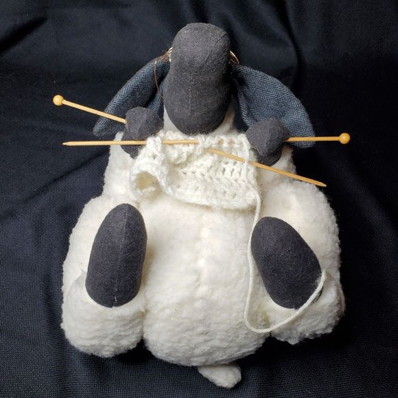Plush Knitting Granny Sheep Stuffed Animal Black White Knit Needle Sewing 14” - Picture 15 of 16